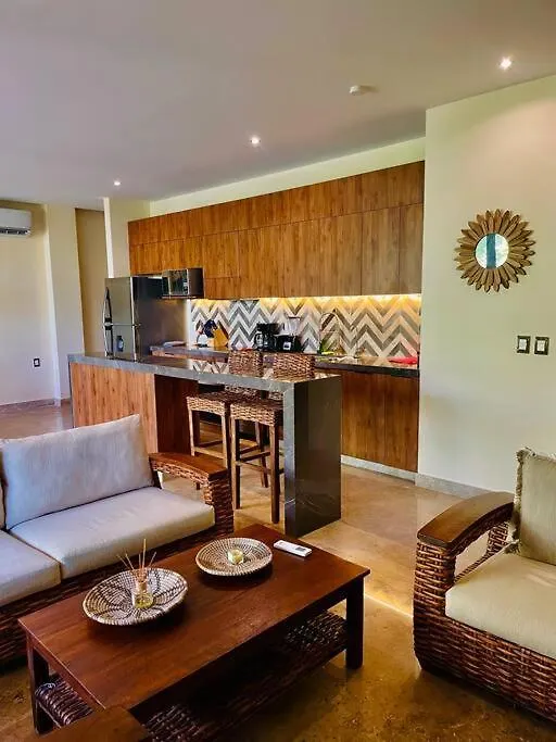 Luxurious Jungle Condo And Private Cenote Tulum Pueblo Appartement