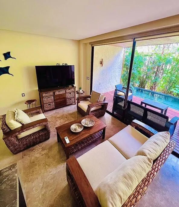 Luxurious Jungle Condo And Private Cenote Tulum Pueblo Appartement